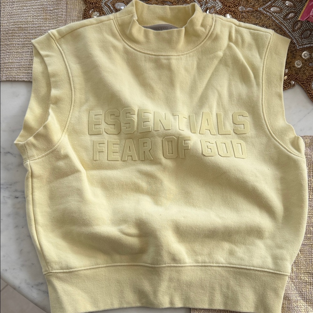 ESSENTIALS Fear of God Sleeveless Sweatshirt - Pale Yellow